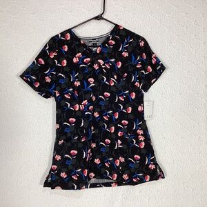 Elle scrub top small black with floral print